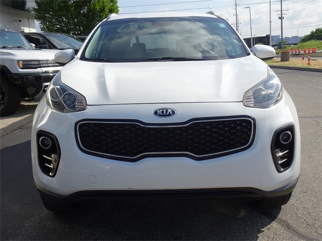 Vehicle image 2 of 24