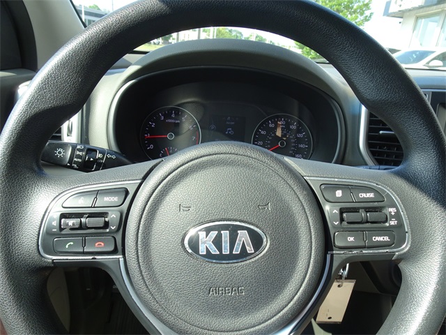 Vehicle image 20 of 24