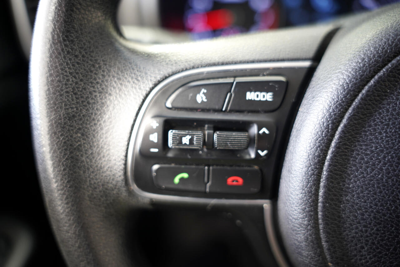 Vehicle image 13 of 35