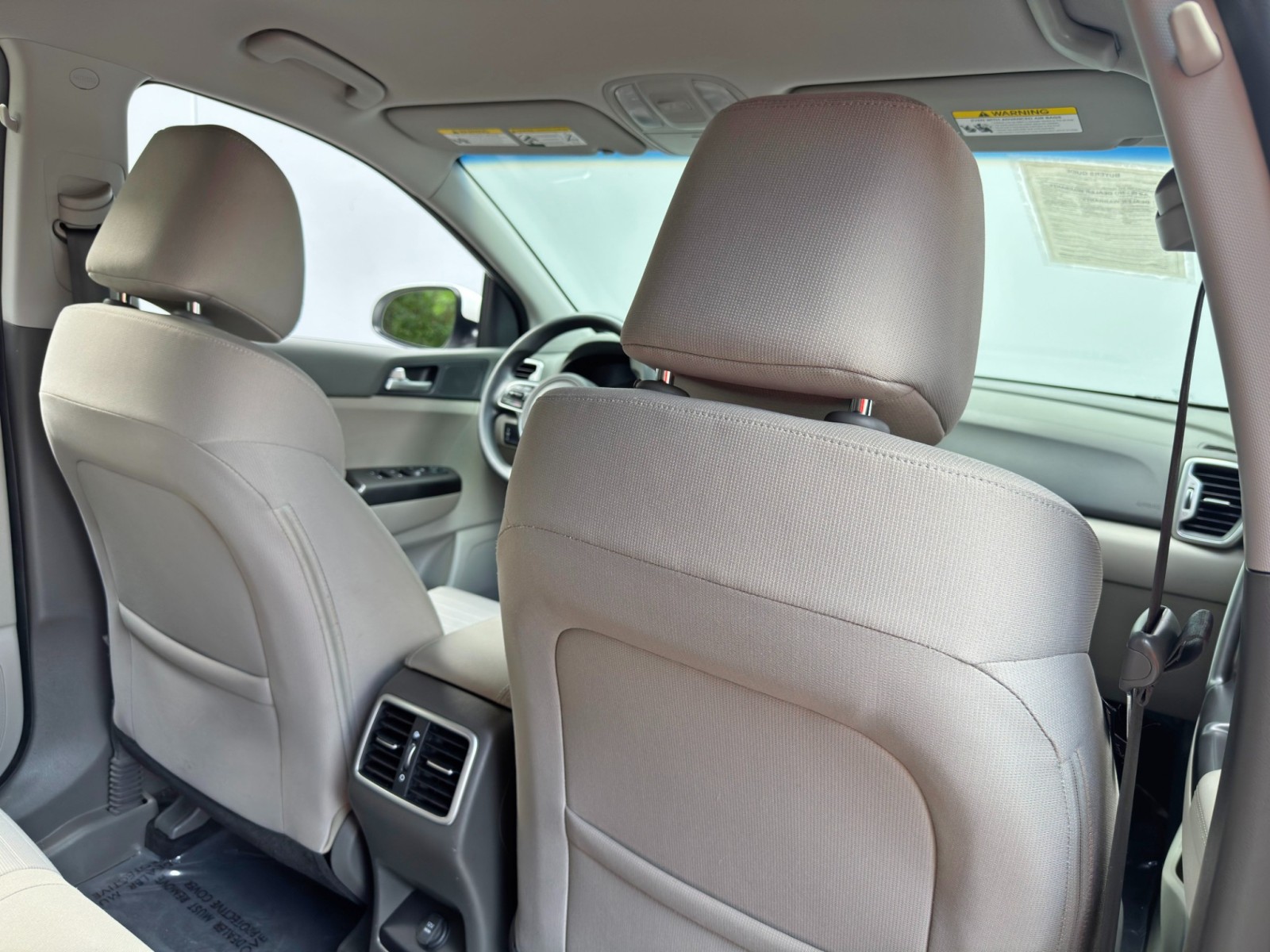 Vehicle image 23 of 45