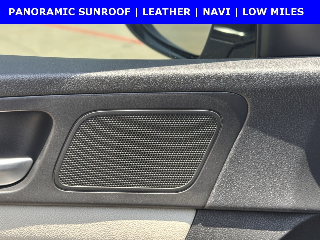 Vehicle image 23 of 30