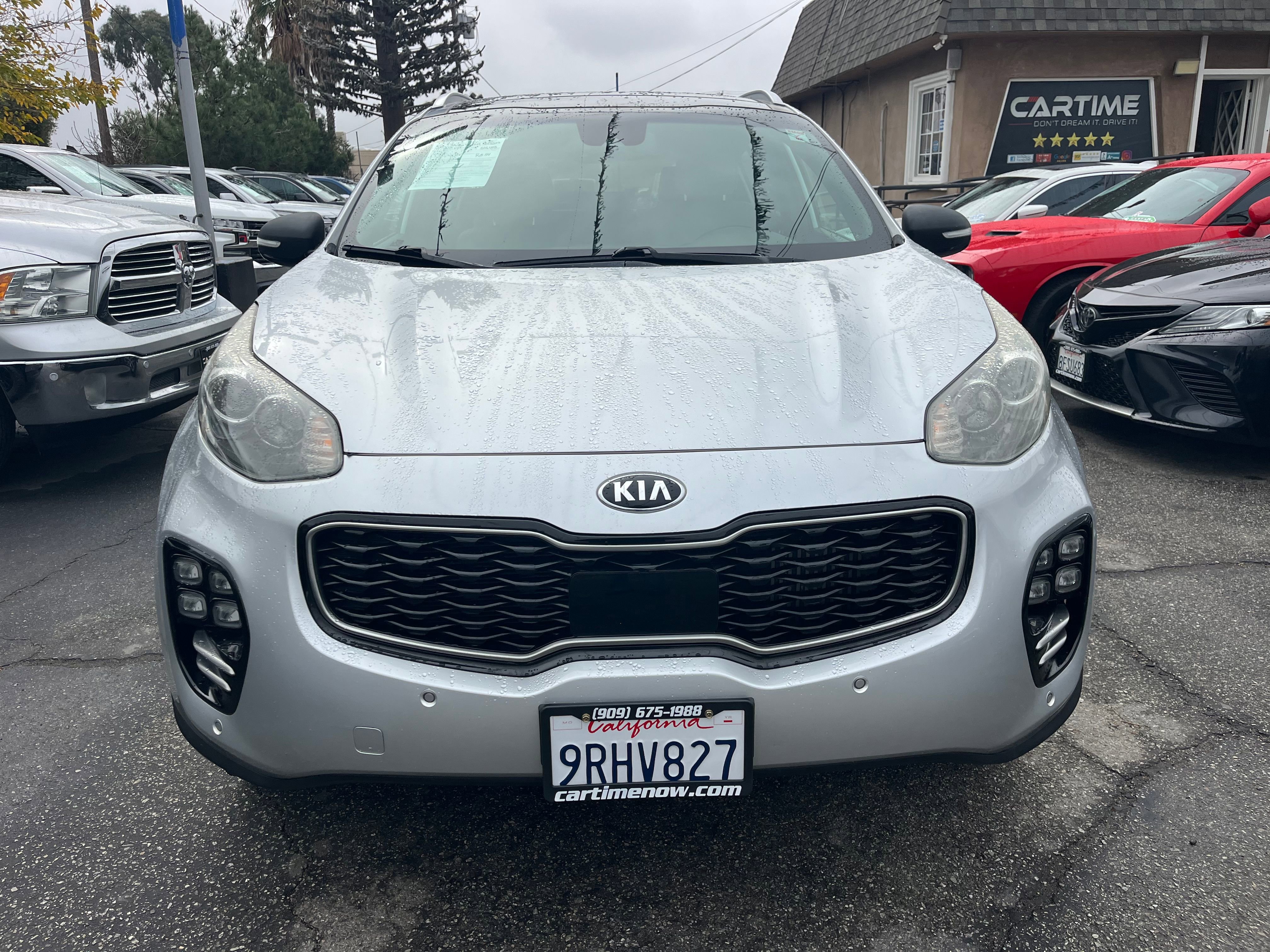 Vehicle image 6 of 70