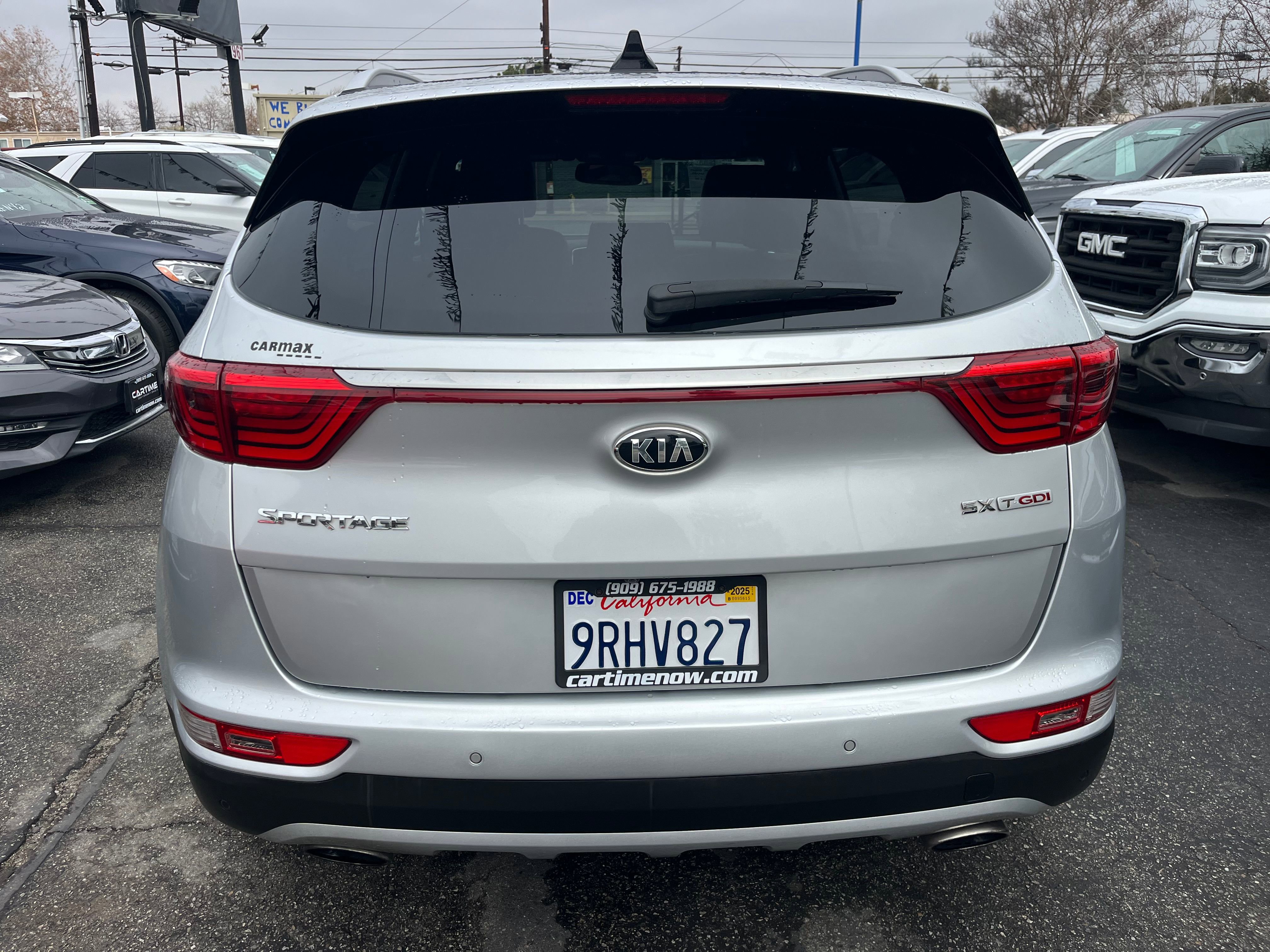 Vehicle image 22 of 70