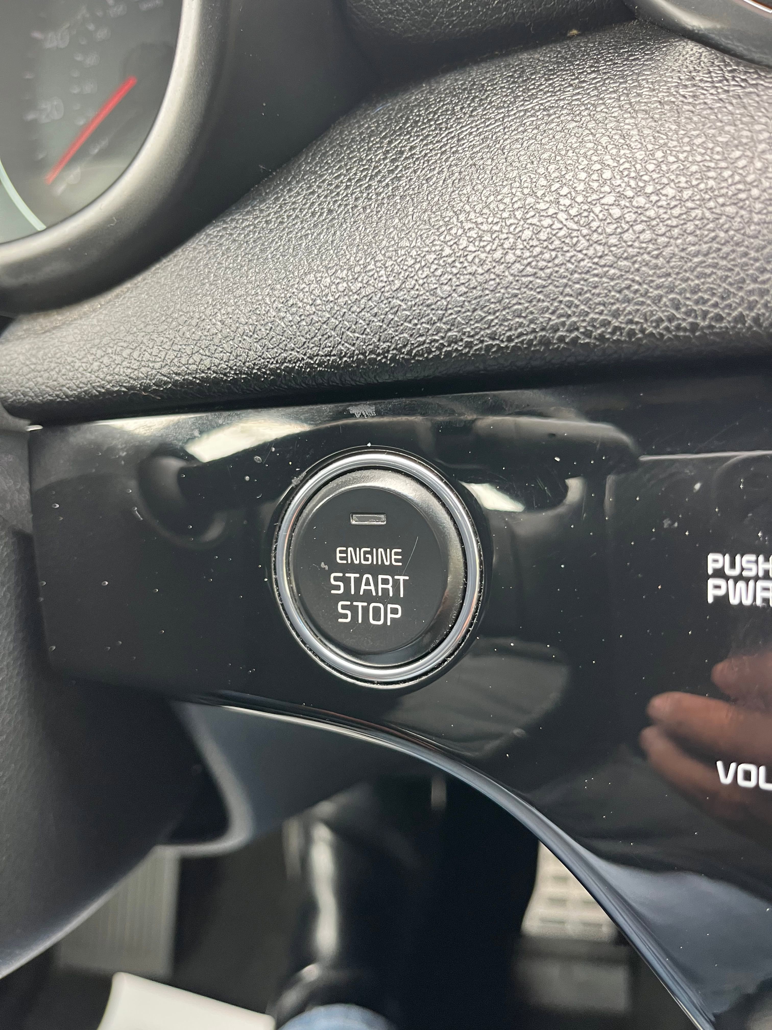 Vehicle image 54 of 70