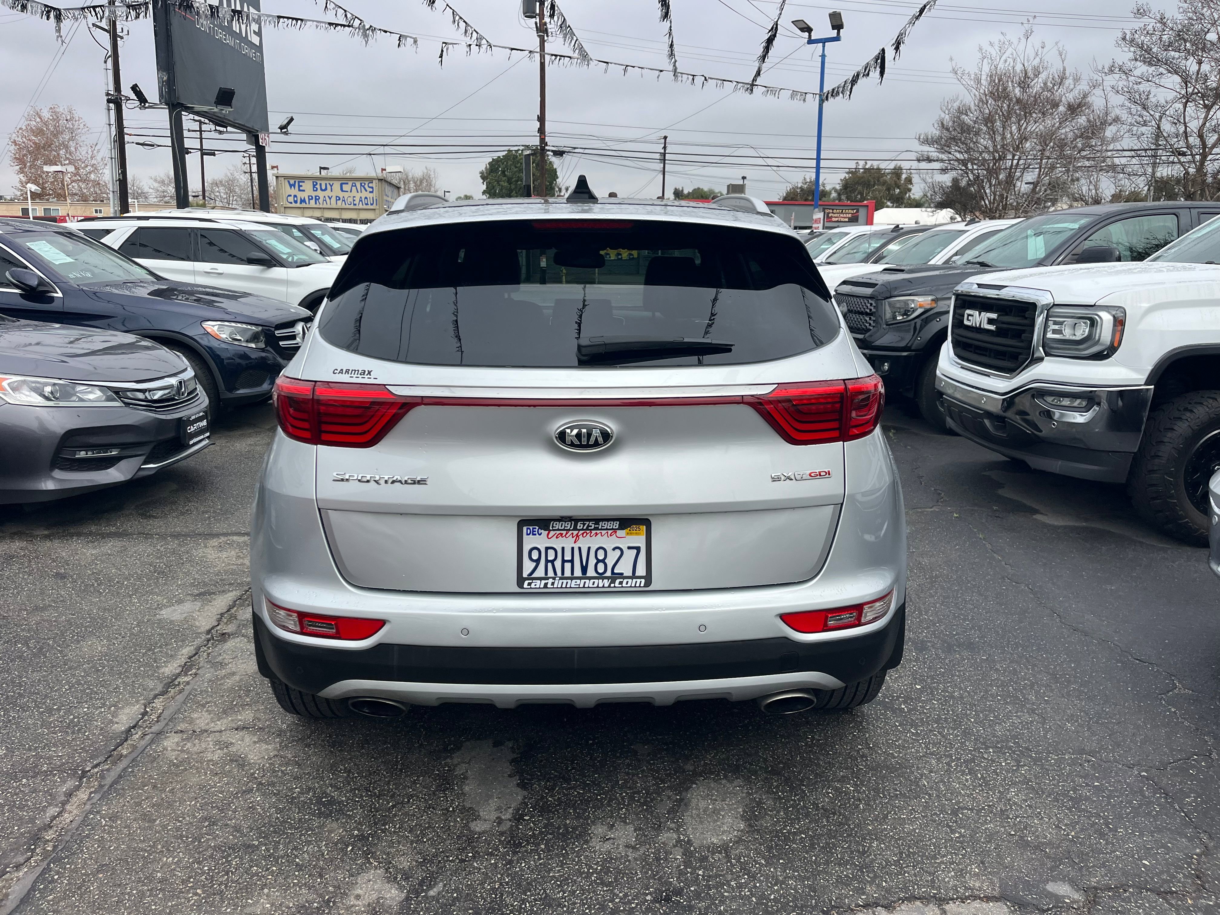 Vehicle image 17 of 70