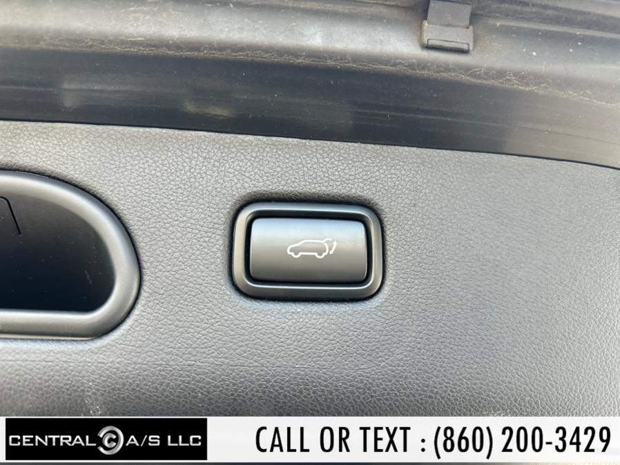 Vehicle image 34 of 51
