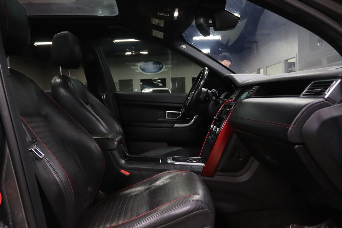 Vehicle image 23 of 40