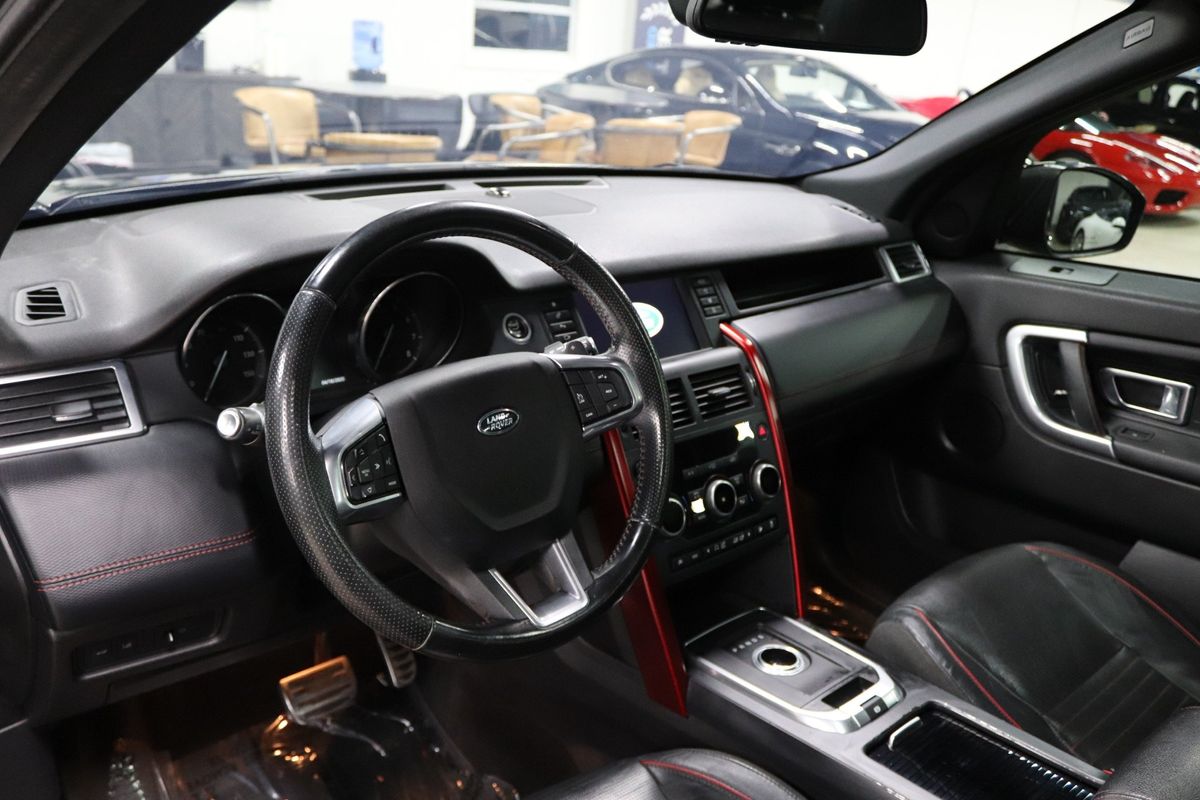 Vehicle image 12 of 40