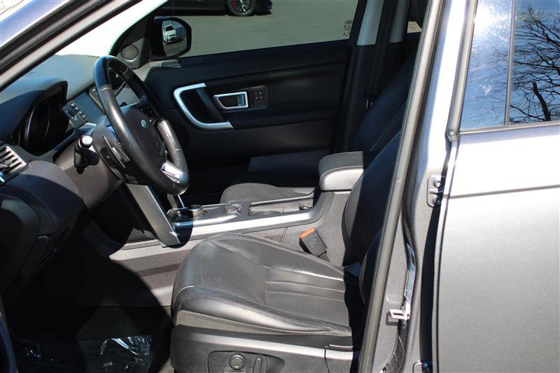 Vehicle image 6 of 16