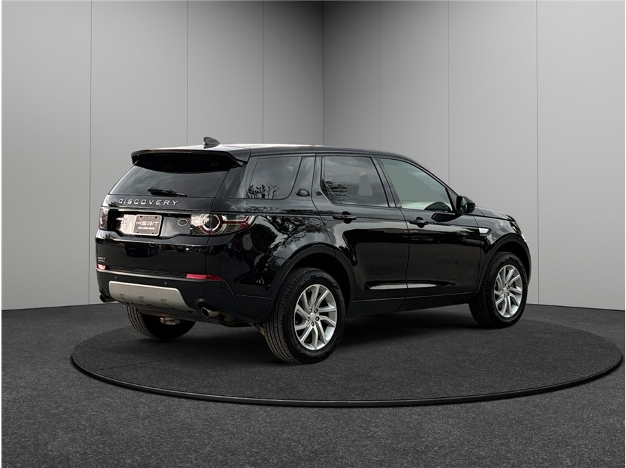 Vehicle image 5 of 51