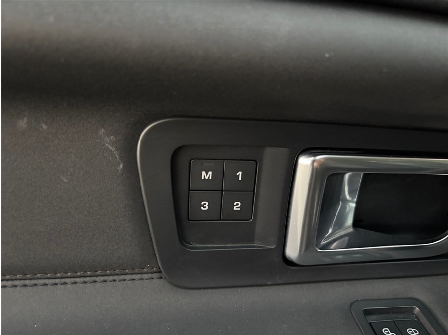 Vehicle image 44 of 51
