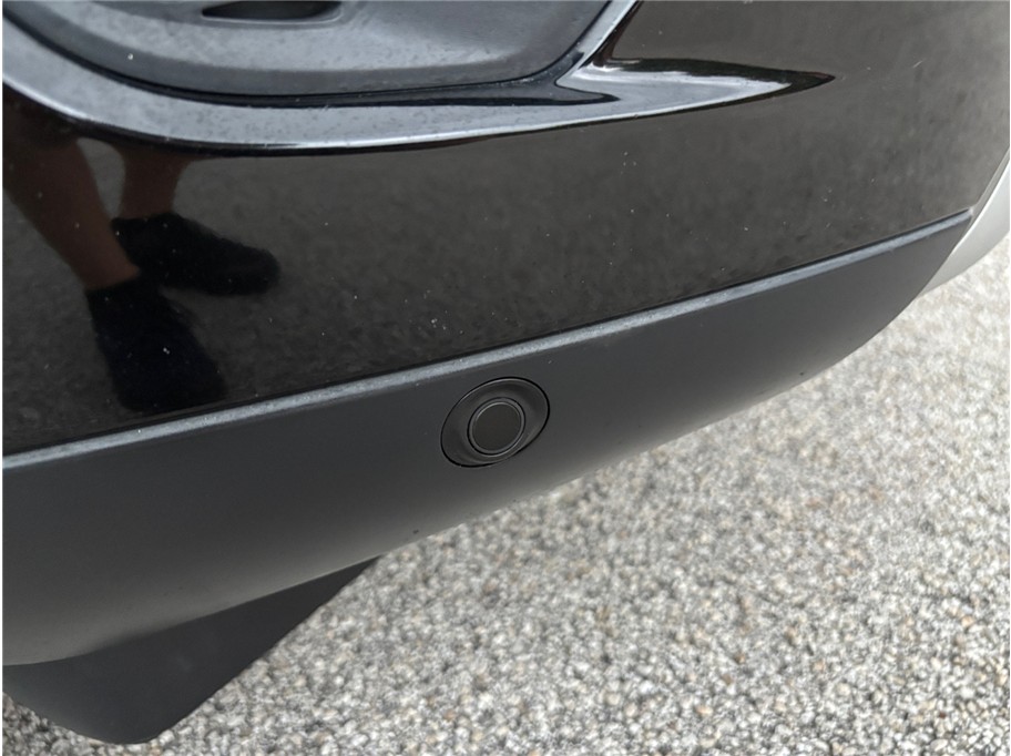 Vehicle image 47 of 51