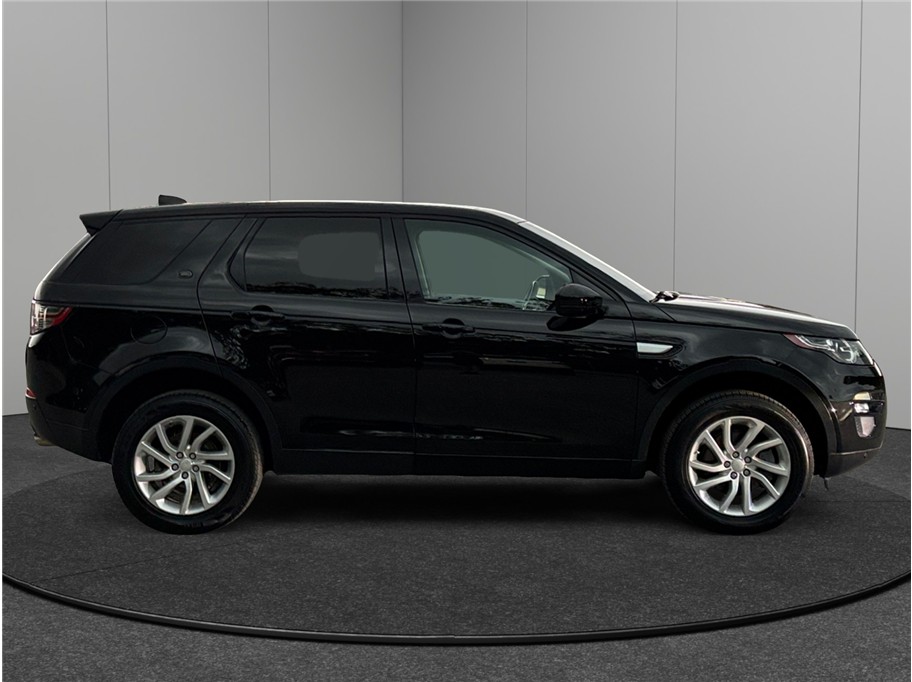Vehicle image 4 of 51
