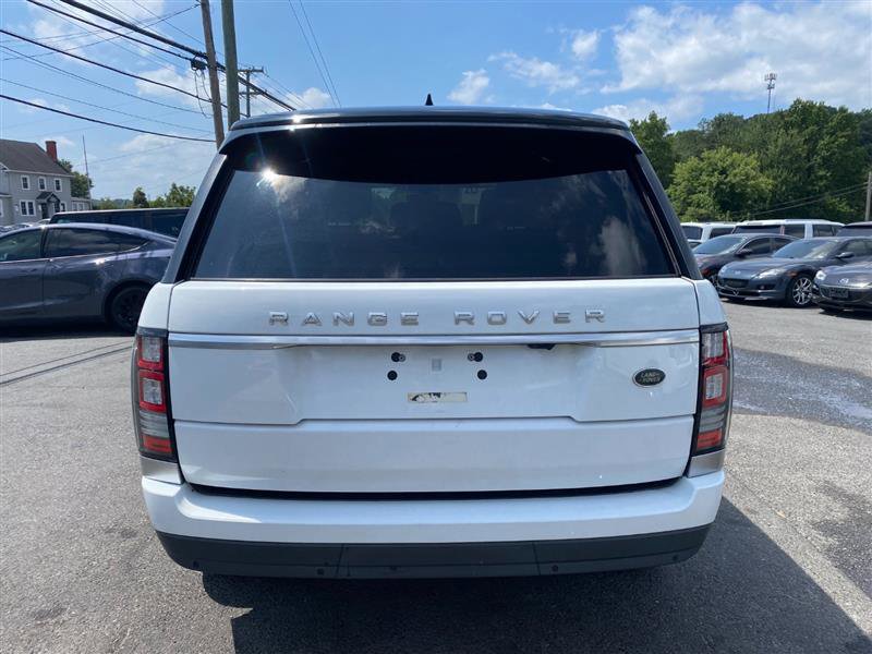 Vehicle image 7 of 24