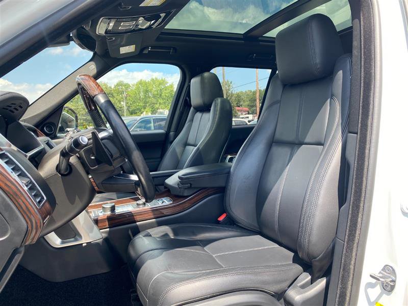 Vehicle image 13 of 24