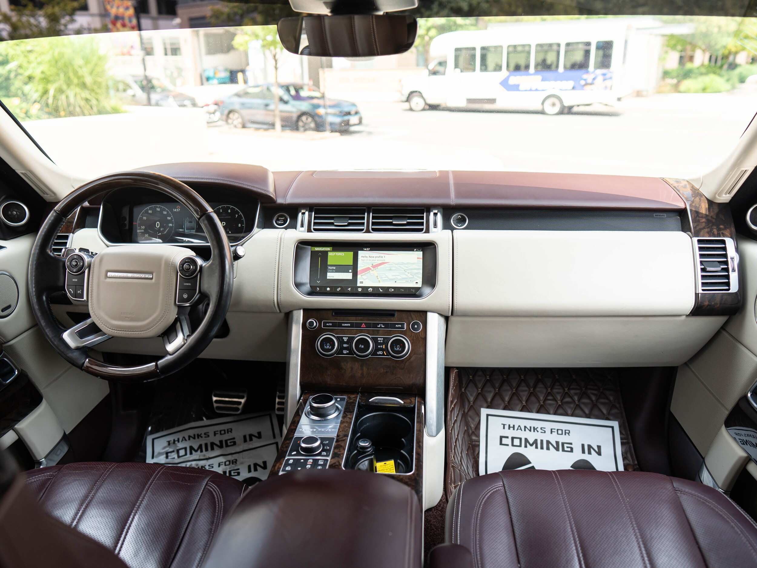 Vehicle image 13 of 64