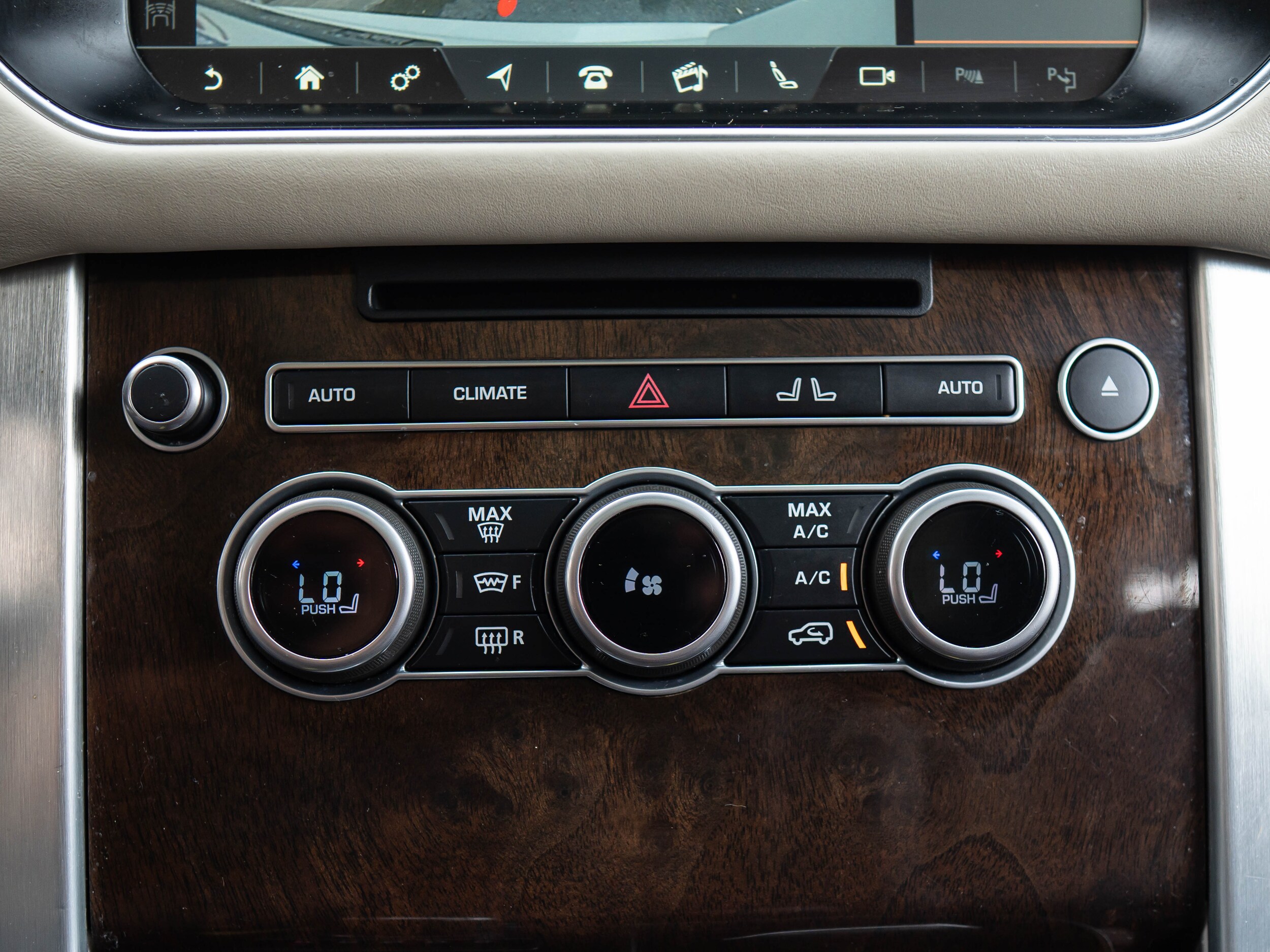 Vehicle image 40 of 64