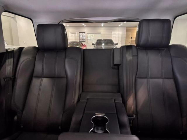 Vehicle image 18 of 45