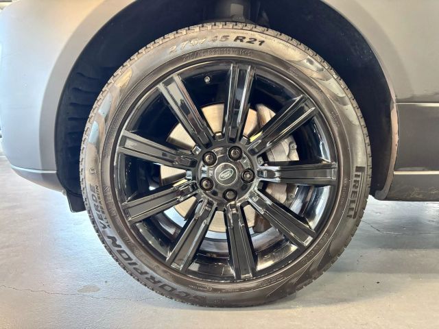 Vehicle image 42 of 45
