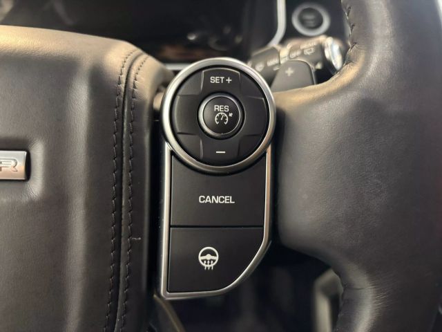 Vehicle image 25 of 45