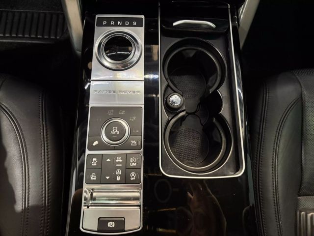 Vehicle image 27 of 45