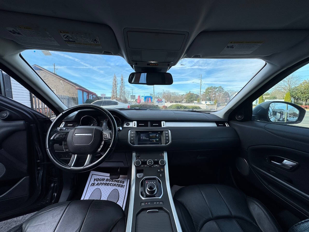 2017 Land Rover Range Rover Evoque Image 18 of 28