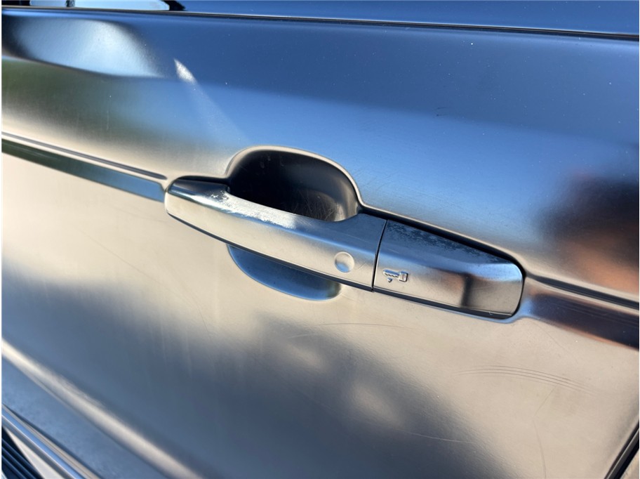 Vehicle image 35 of 57