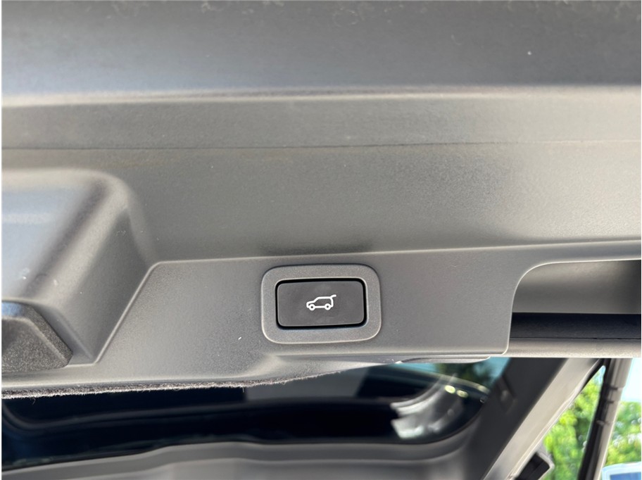Vehicle image 45 of 57