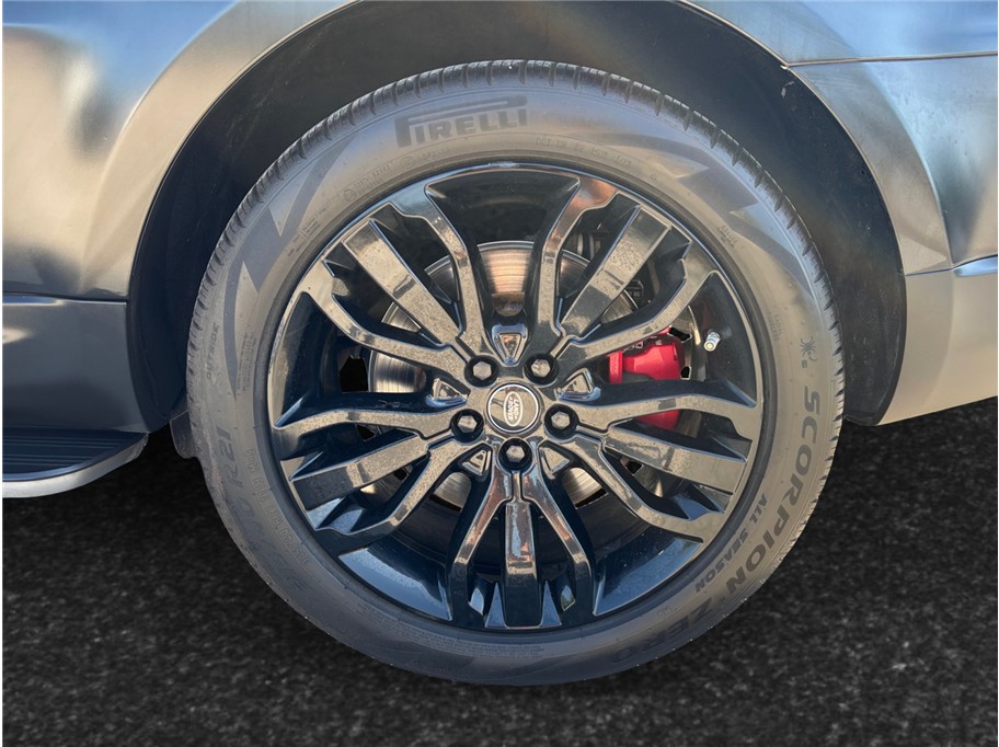 Vehicle image 11 of 57