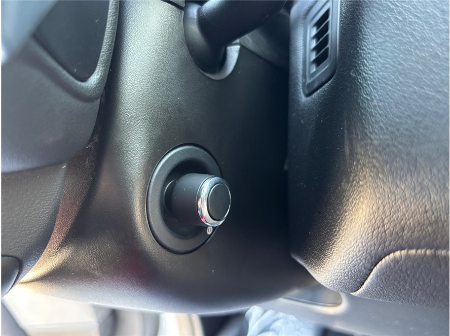 Vehicle image 47 of 57