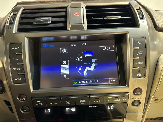 2017 Lexus GX 460 Image 27 of 38