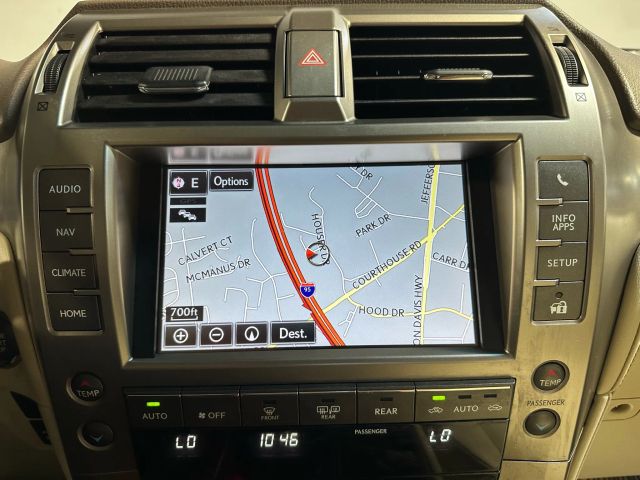 2017 Lexus GX 460 Image 26 of 38