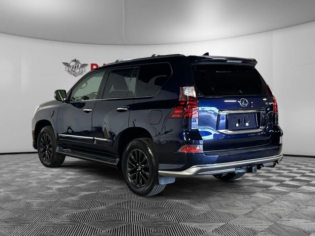2017 Lexus GX 460 Image 7 of 38