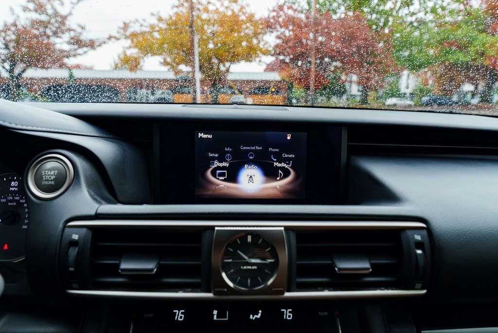 2017 Lexus IS 300 F Sport Image 26 of 29