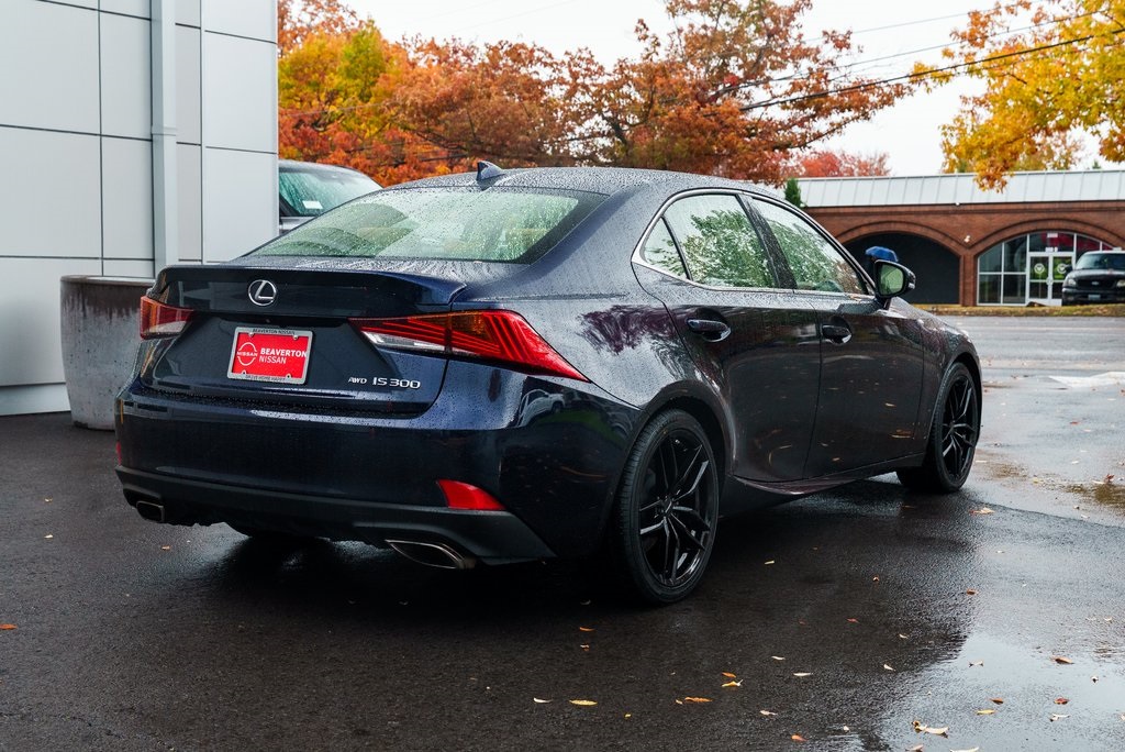 2017 Lexus IS 300 F Sport Image 5 of 29