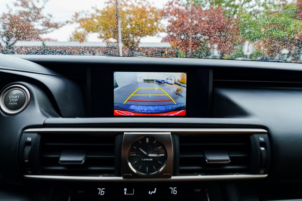 2017 Lexus IS 300 F Sport Image 22 of 29