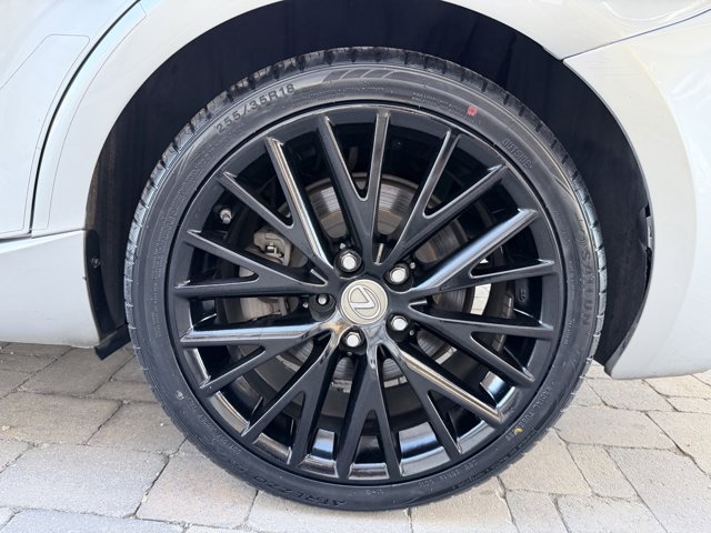 2017 Lexus IS Turbo Image 35 of 71