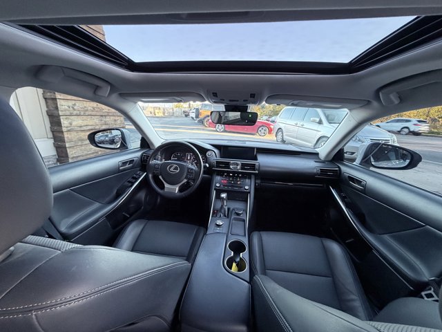 2017 Lexus IS Turbo Image 55 of 71