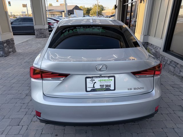 2017 Lexus IS Turbo Image 44 of 71