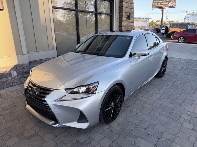 2017 Lexus IS Turbo Image 3 of 71