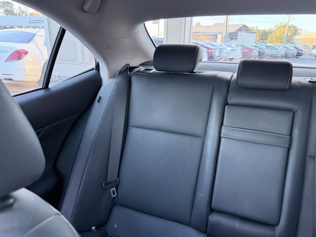 2017 Lexus IS Turbo Image 49 of 71