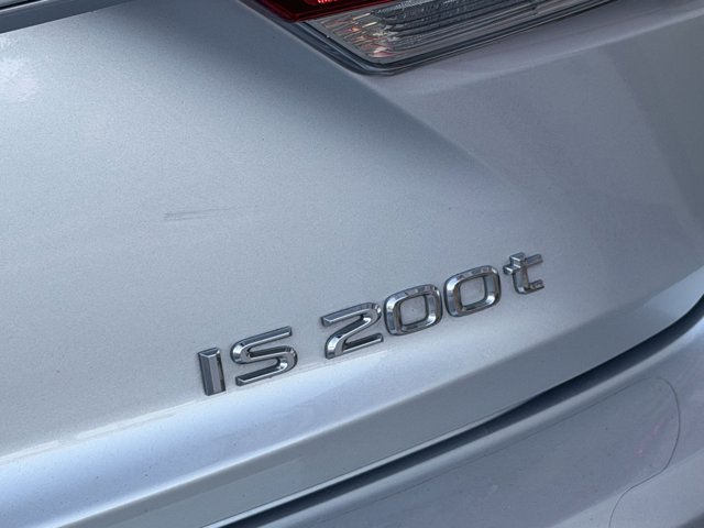 2017 Lexus IS Turbo Image 66 of 71