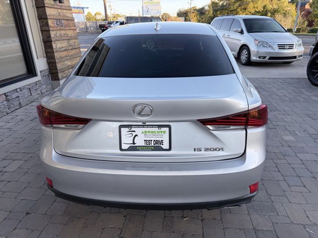 2017 Lexus IS Turbo Image 25 of 71