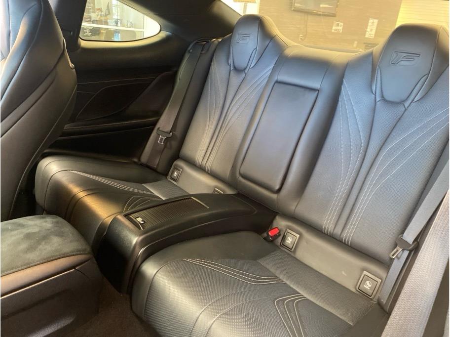 Vehicle image 13 of 22