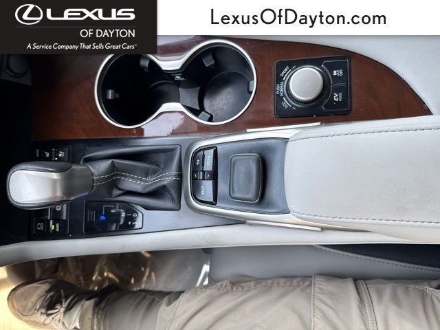 Vehicle image 21 of 37