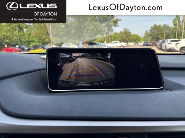 Vehicle image 19 of 37