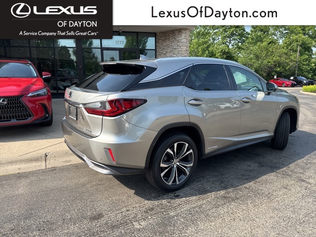 Vehicle image 6 of 37