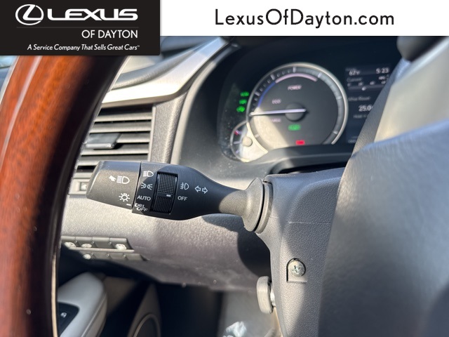 Vehicle image 15 of 37