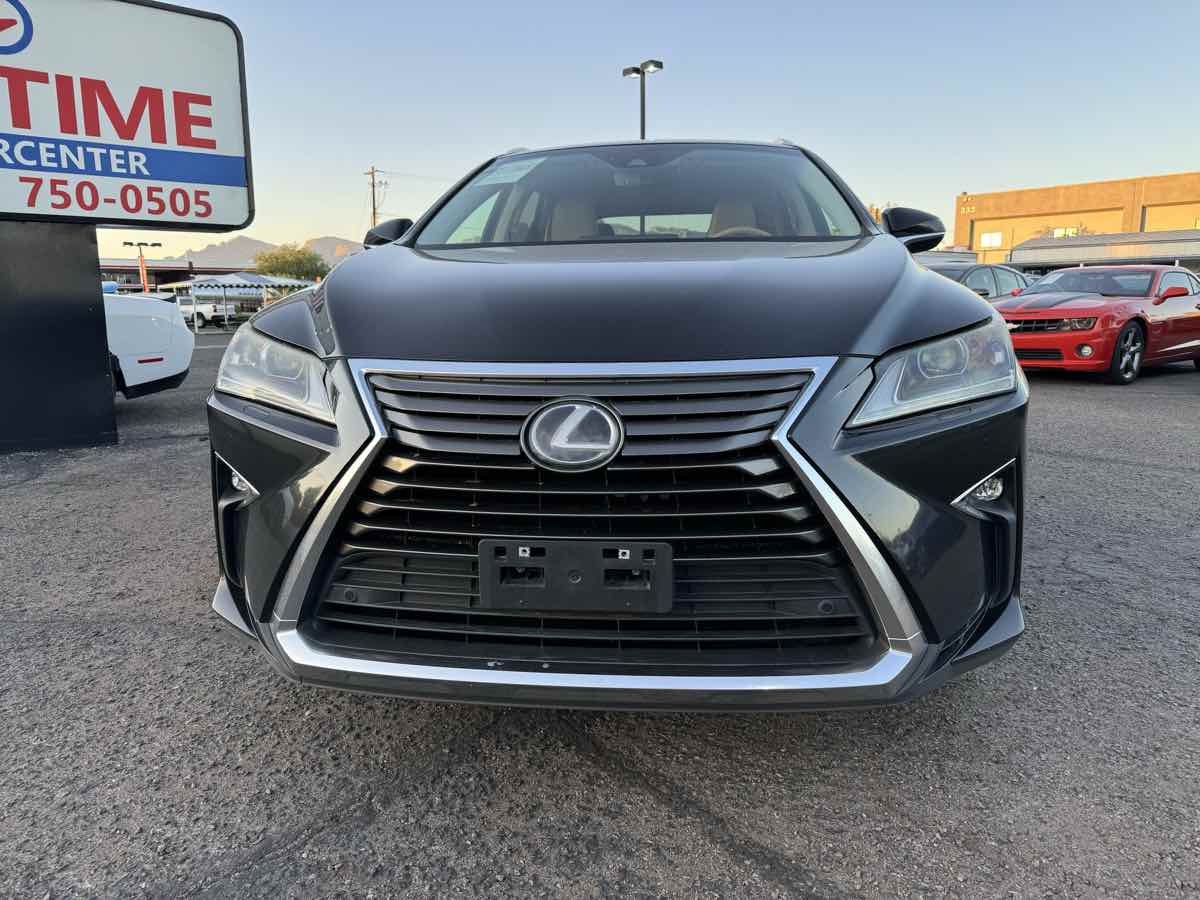2017 Lexus RX 450h Image 8 of 17