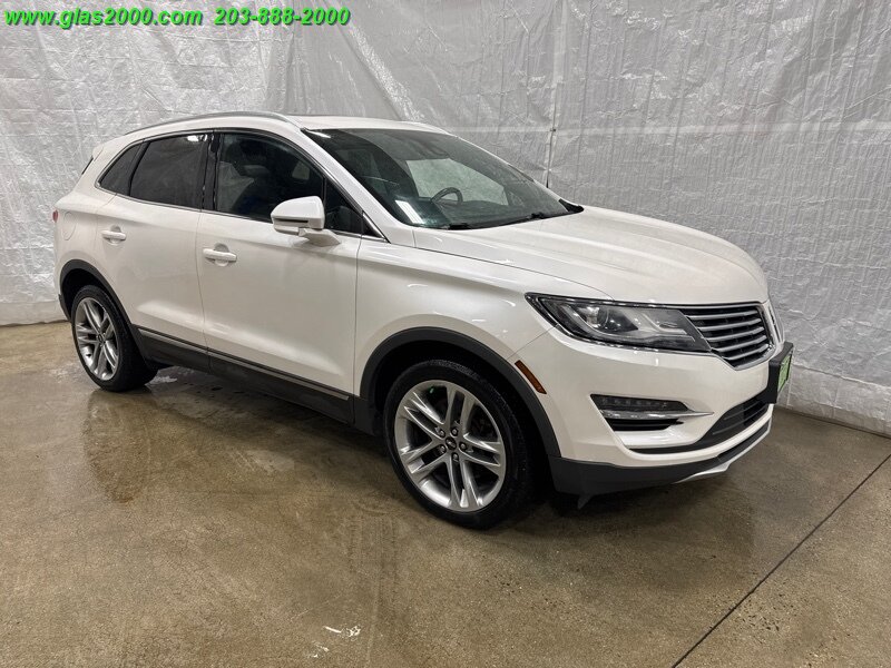 Vehicle image 3 of 34